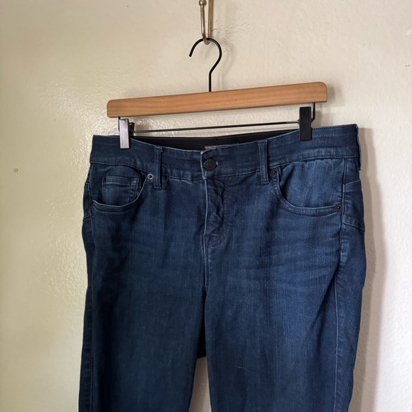 Torrid | Extra Tall Bombshell Skinny Premium Stretch High-Rise Jeans - Picture 3 of 7